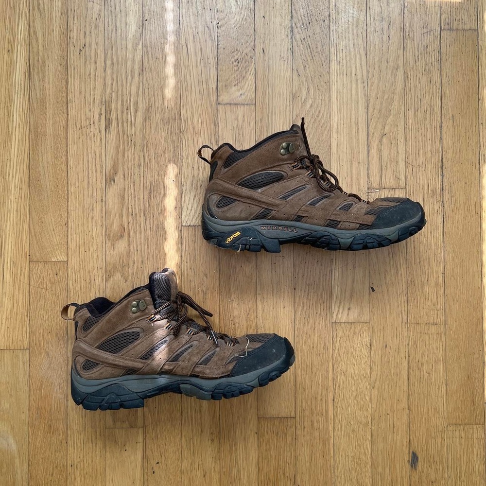 Merrell Moab 2 Mid Brown Hiking Boots